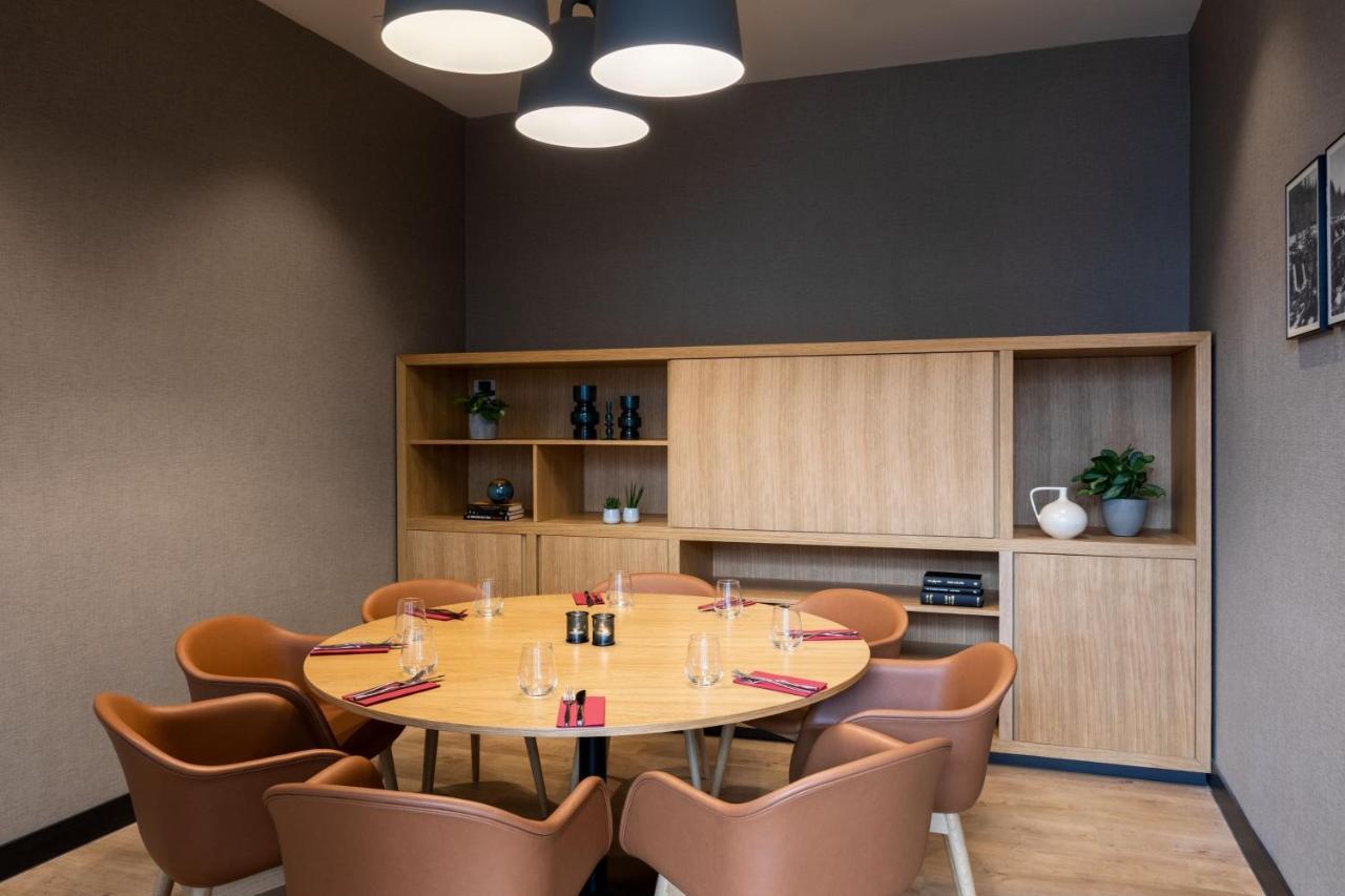 Courtyard By Marriott Glasgow Sec Exterior foto